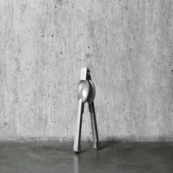 Viski Professional Citrus Press Lime Juicer, Lemon Squeezer For Cocktails, Bar Accessories, Silver Aluminum Metal, Set Of 1 -Kitchen Appliances GUEST 04c4892d ada1 4516 a252 2838dd5965c4