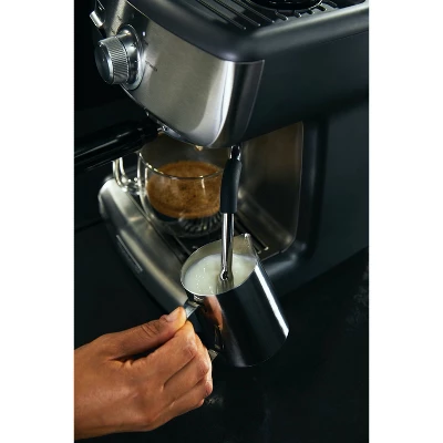 Calphalon PrecisionHeat Espresso Machine: Stainless Steel, 15 Bars Pressure, 1300W, 4 Cup Capacity, Auto Shut-Off 8 Calphalon PrecisionHeat Espresso Machine: Stainless Steel, 15 Bars Pressure, 1300W, 4 Cup Capacity, Auto Shut-Off - Image 8