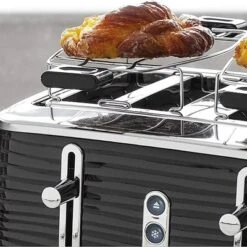 Russell Hobbs Retro Style 4 Slice Toaster In Black
