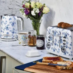 Laura Ashley 4 Slice Toaster -Kitchen Appliances GUEST 7ca55b38 0446 46dc a367 159ce558c7f1