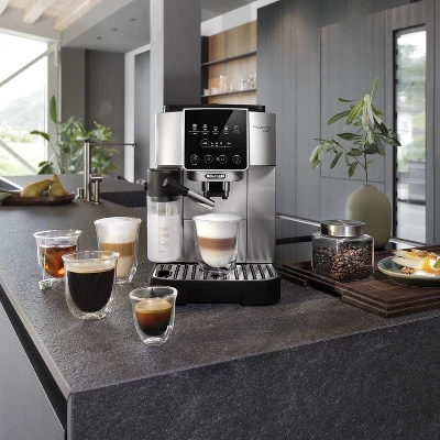 DeLonghi De'Longhi Magnifica Start Automatic Coffee Espresso Machine With Milk Frother 6 DeLonghi De'Longhi Magnifica Start Automatic Coffee Espresso Machine With Milk Frother - Image 6