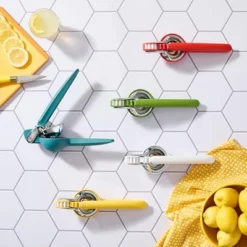 Chef'n FreshForce Lemon Squeezer Citrus Juicer, Premium Quality, Max Extraction, Collard Green -Kitchen Appliances GUEST b8285535 7b8f 4e8d 9d05 18a24cd50a84 1