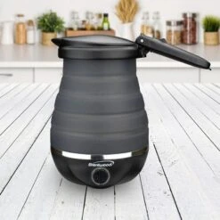 Brentwood Dual Voltage 3.3 Cup Collapsible Travel Kettle In Black